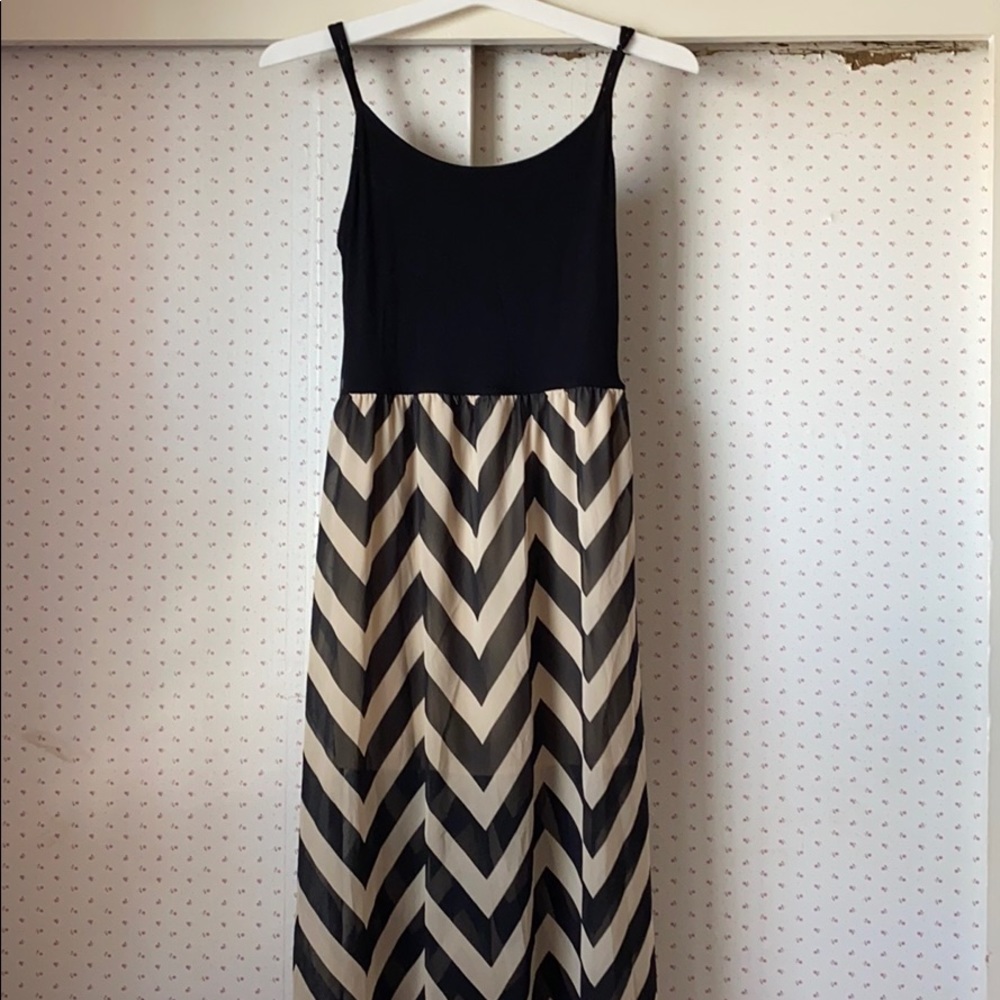Long Forever 21 Patterned Maxi Dress